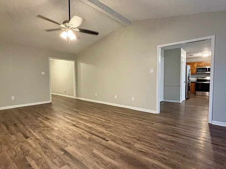 3 Eastwood Ct — Photo 5
