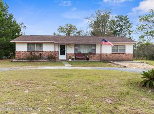 12082 Peaceful Ave, Weeki Wachee, FL 34614