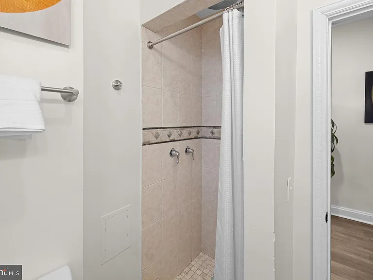 59 Rhode Island Ave NW #4 — Photo 17
