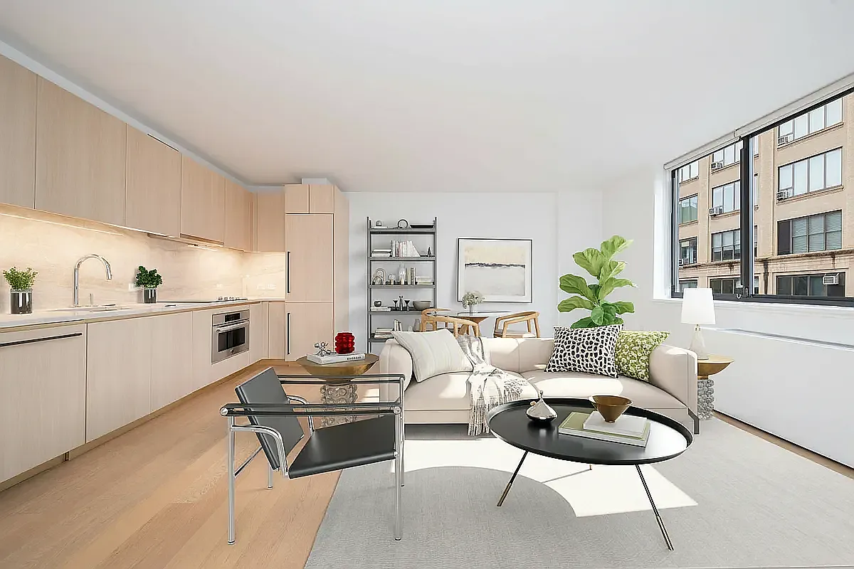 250 West 19th Street — Photo 2