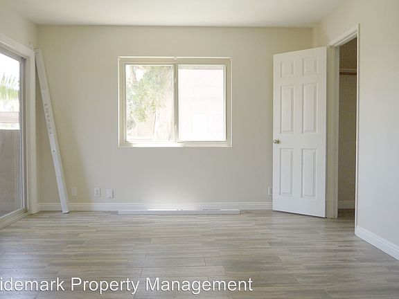 4th image of 325 Coral Reef Dr Unit 19