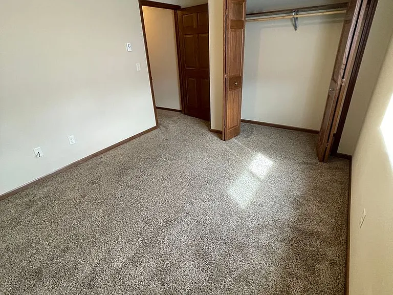 4210 Kateland St — Photo 24