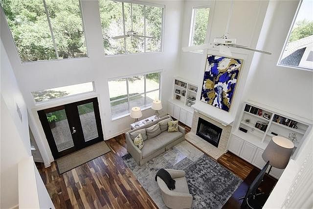 1st image of 141 Long Wood Ave