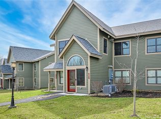 5148 Summit Dr, Hidden Valley, PA 15502