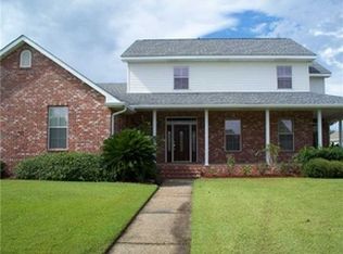 121 Jennifer Ln, La Place, LA 70068
