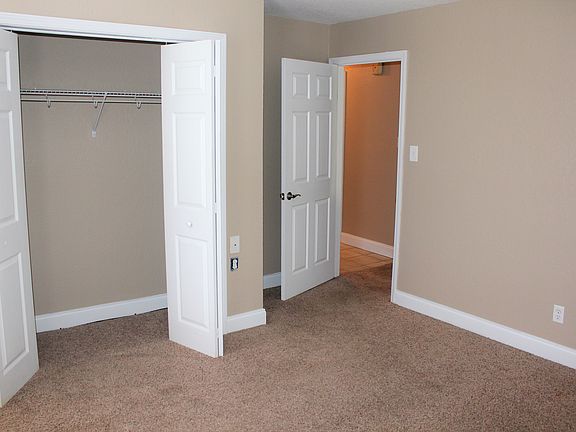 5th image of 8709 Olde Colony Trl APT 21
