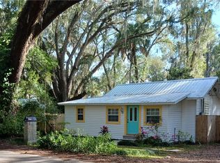 8360 E Walnut Ln, Floral City, FL 34436