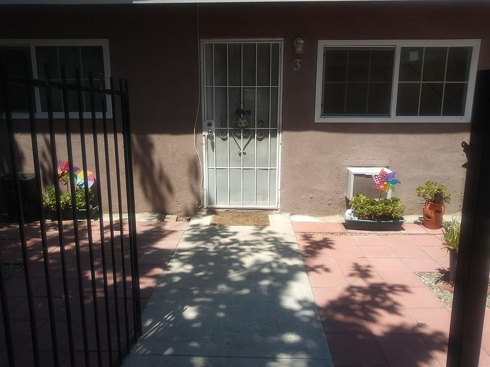 2nd image of 2085 Sunrise Ln