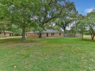 27219 Apache Trl, Magnolia, TX 77354