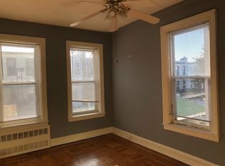 1074 70th St APT 3, Brooklyn, NY 11228
