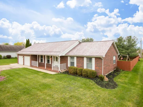 125 Grandview Dr, Thornville, OH 43076