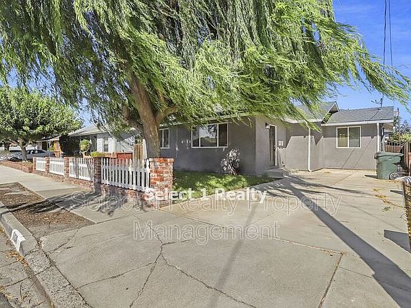 5th image of 1131 Medanos St