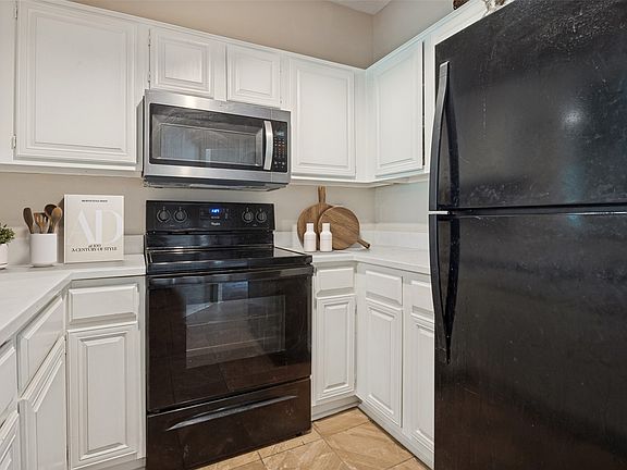 3rd image of 14277 Preston Rd APT 1012