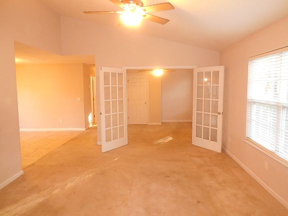 2nd image of 1433 Calloway St