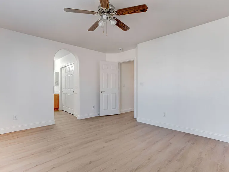 6540 Slate Springs Ct — Photo 24