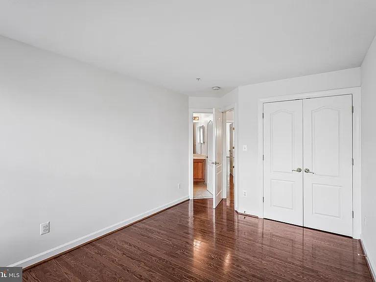 7720 Spoleto Ln — Photo 23