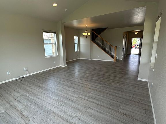 5th image of 353 Seahorse Dr