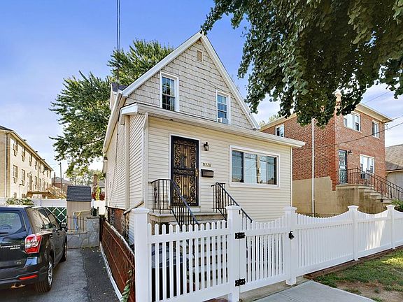 5th image of 1170 Throgmorton Ave