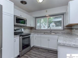 3929 Arbor St, Omaha, NE 68105