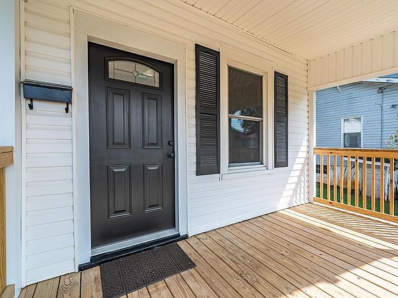 5th image of 3404 Wilson Ave