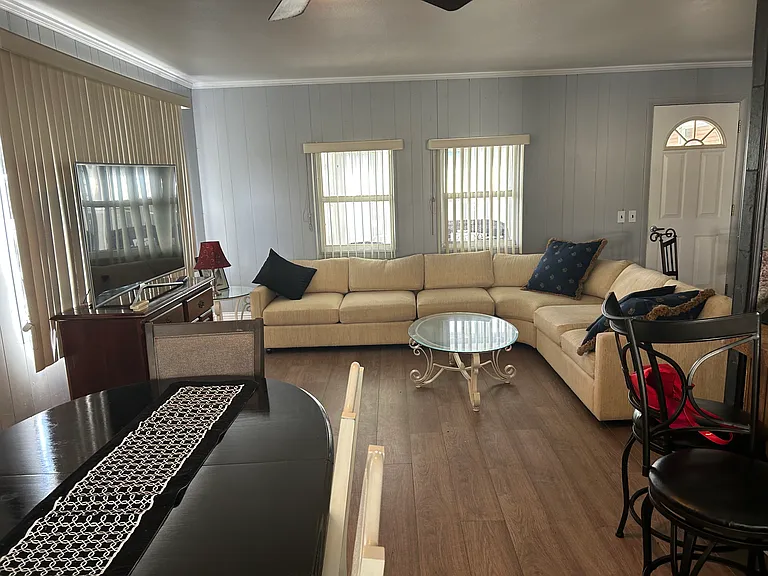 10692 Walnut St NE — Photo 5
