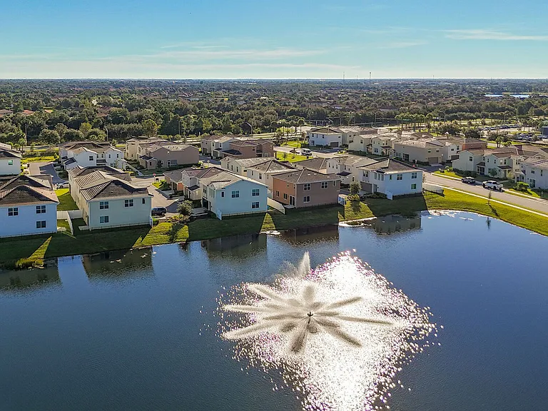 BB Living Antigua at Lakewood Ranch — Photo 21