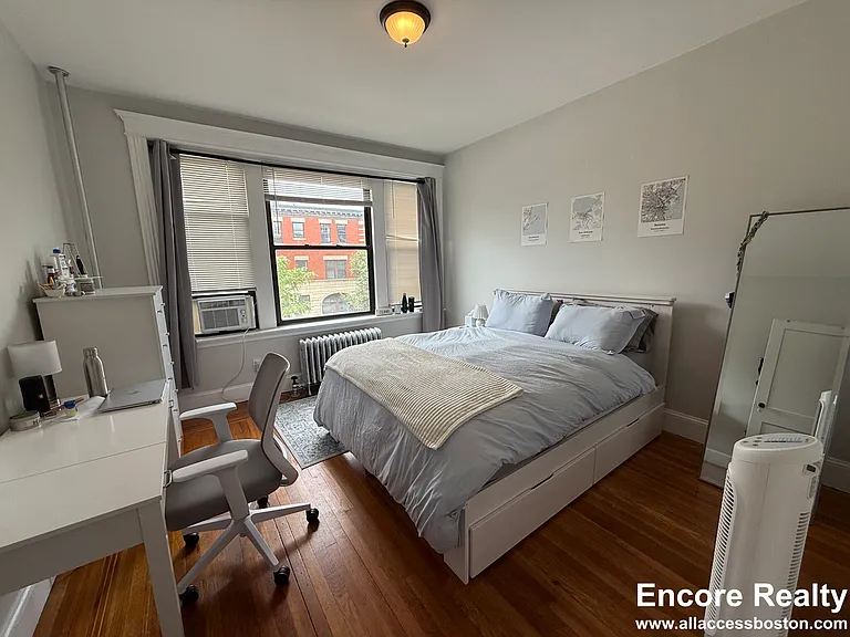 175 Harvard St #12A — Photo 13