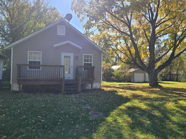 41 Avenue B, Springfield, MI 49037