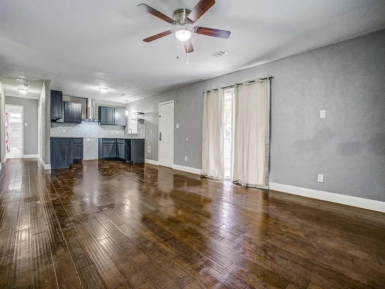7027 Coleshire Dr — Photo 13