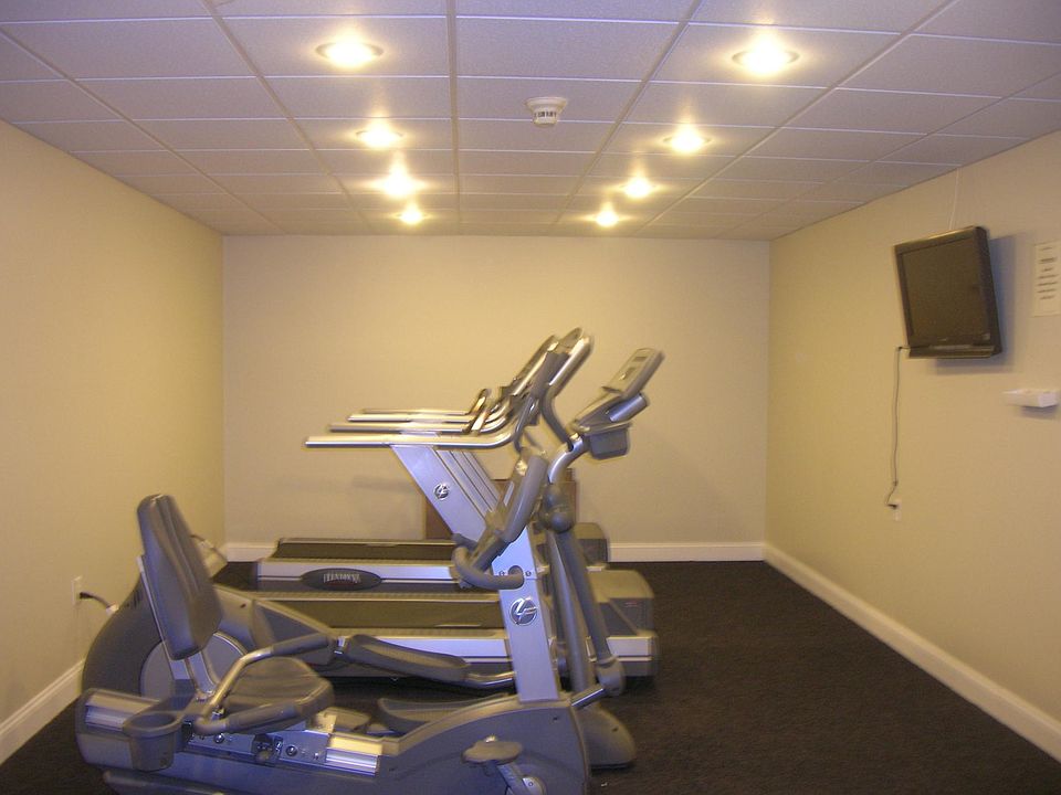 2nd image of 1077 Main St #401