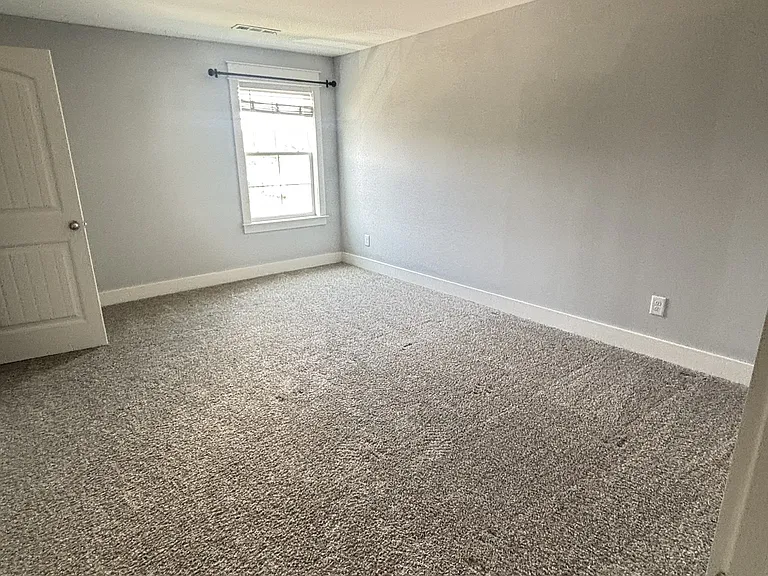 3038 Oxford Dr — Photo 24