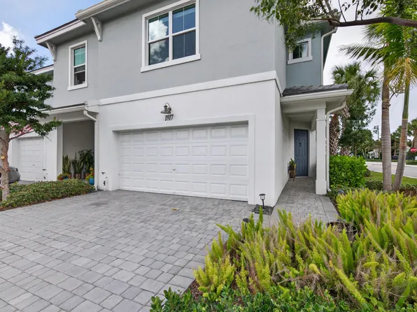 1817 Sanderling Dr, Deerfield Beach, FL 33442