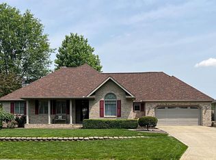 1976 Oak St, Linton, IN 47441