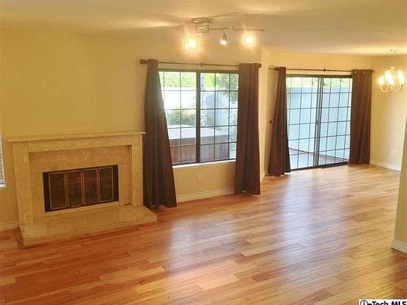 3rd image of 2605 Dove Creek Ln