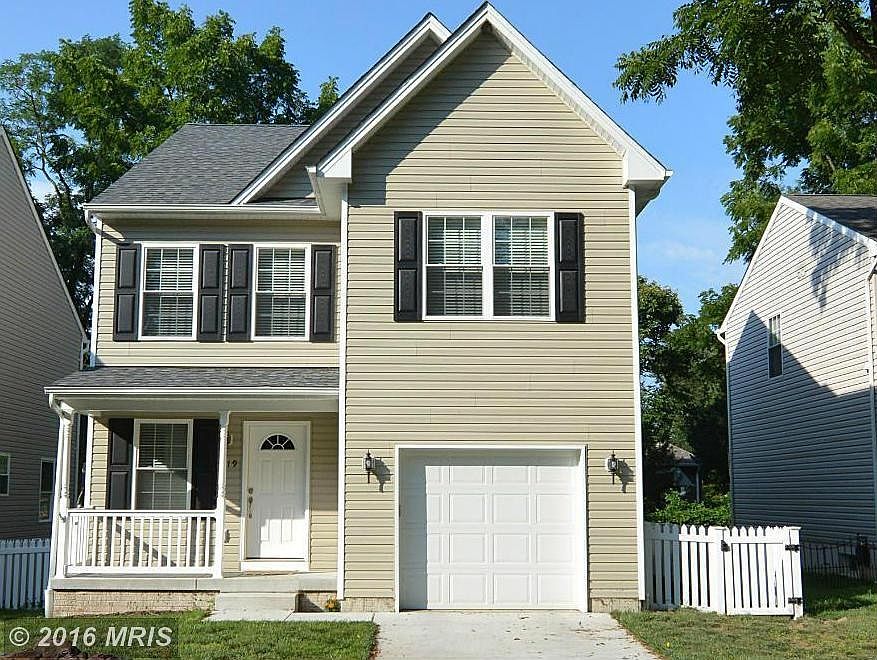 Welcome to 819 Marley Ave!