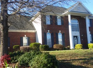 4043 Cameron Creek Dr, Matthews, NC 28105