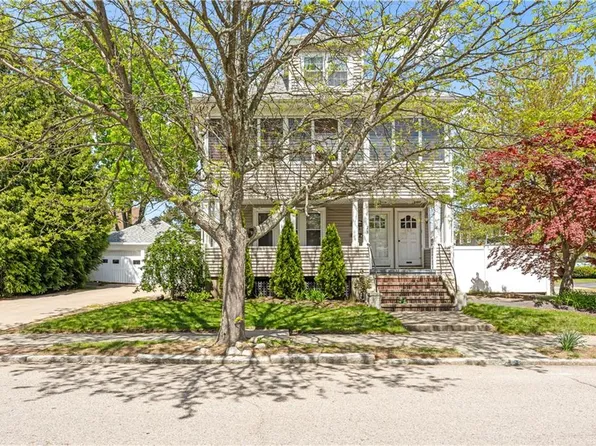 203 Laurens St, Cranston, RI 02910