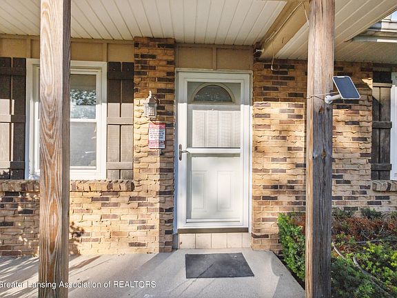 2nd image of 1004 Old Erin Way