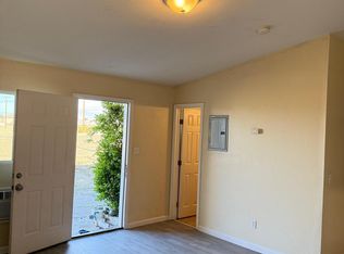 16167 Bear Valley Rd #4, Hesperia, CA 92345