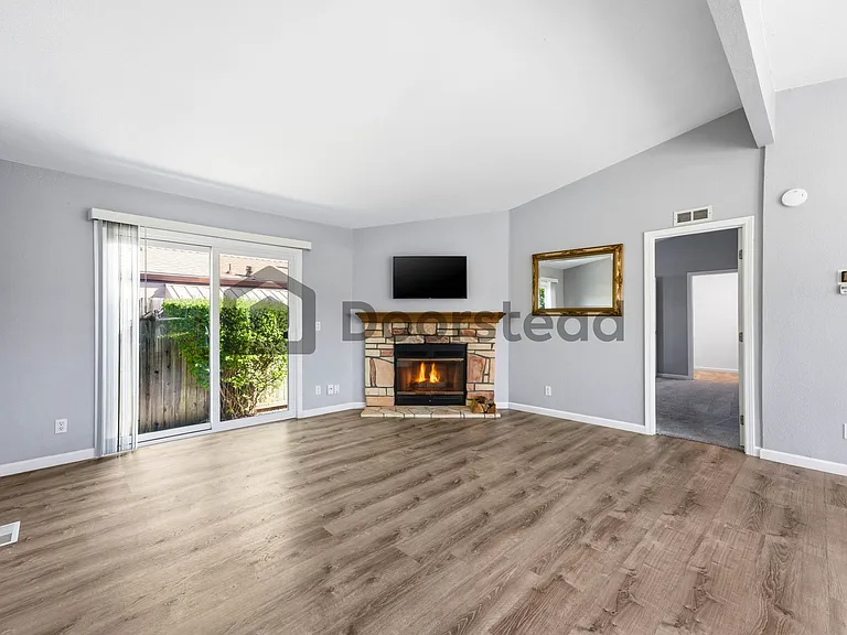 2555 Flosden Rd #122 — Photo 8