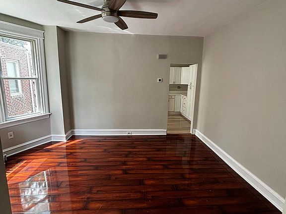 5th image of 326 Powhattan Ave