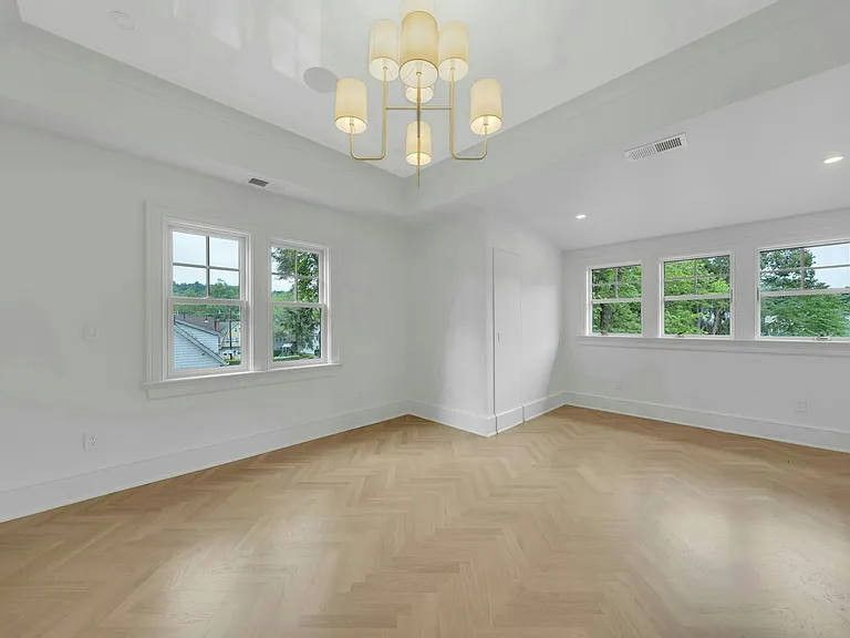 82 Watchung Ave #2 — Photo 33