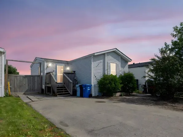 163 N Cree Ln, Wood Buffalo, AB T9K 1Y5