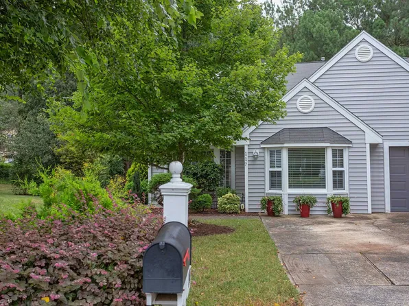 117 Duchess Ln, Chapel Hill, NC 27517