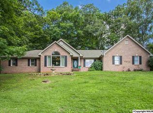 297 Bird Springs Rd SW, Hartselle, AL 35640