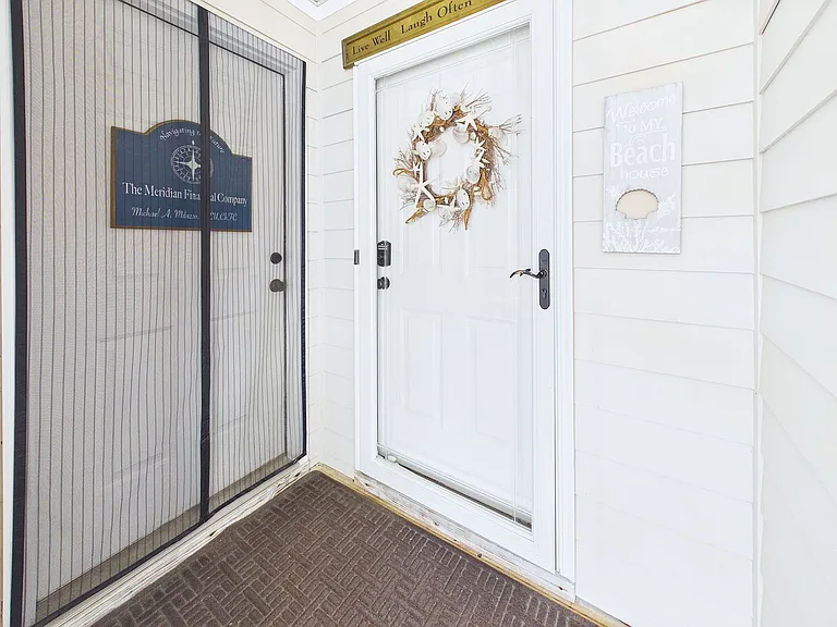 3350 Club Villas Dr #1303 — Photo 4