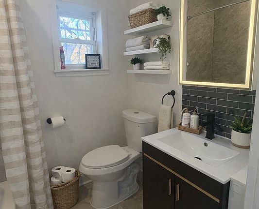 4th image of this home