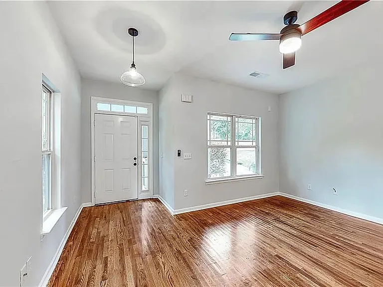 49 Harlan Rd SW — Photo 18