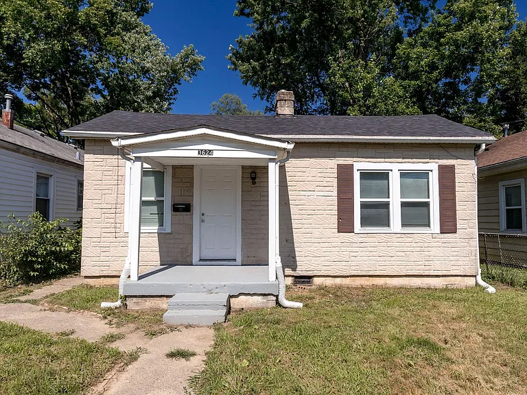 3624 Parthenia Ave — Photo 1
