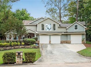 2790 Burtz Dr, Marietta, GA 30068